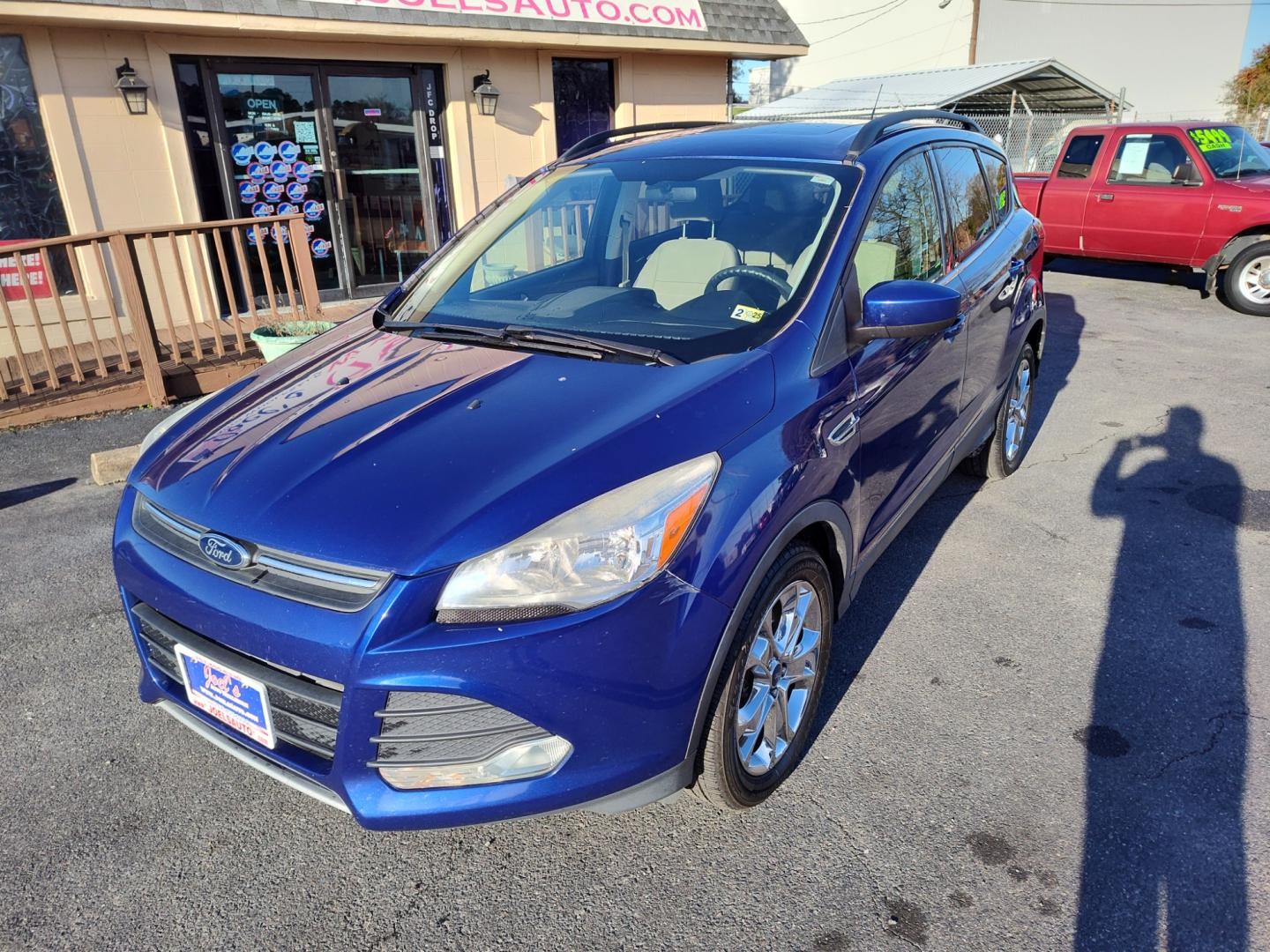 2015 Blue Ford Escape (1FMCU9G91FU) , located at 5700 Curlew Drive, Norfolk, VA, 23502, (757) 455-6330, 36.841885, -76.209412 - Photo#5